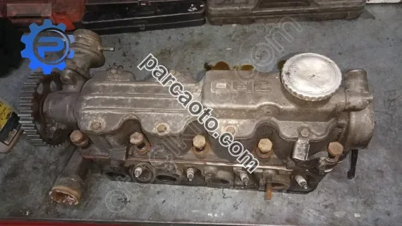 Opel kadett 1.6 silindir kapak