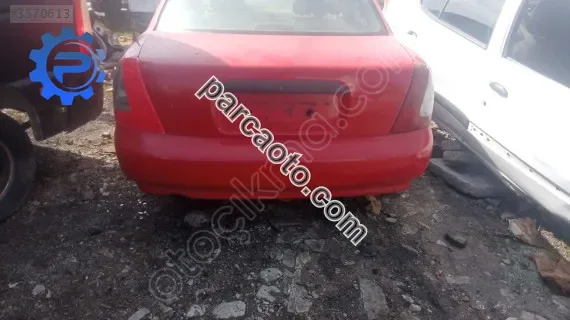 Daewoo nubira arka tampon yedek parça