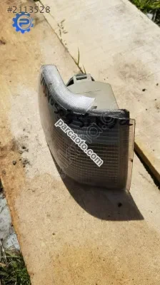 Volvo 850 sağ sinyal duylu çıkma