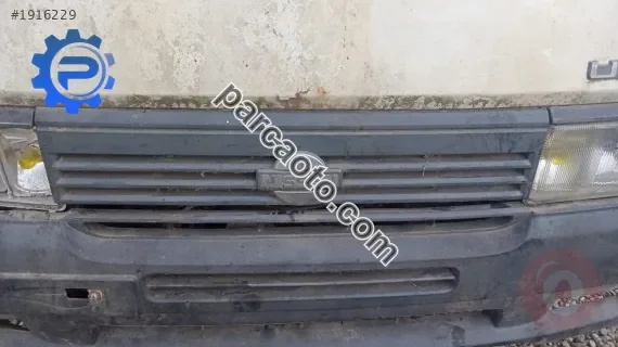 1998 model nissan urvan 2.5 çıkma ön panjur