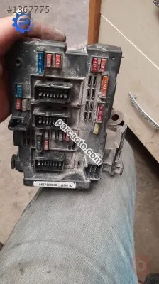 peugeot 307 dizel çıkma motor içi sigorta tablası