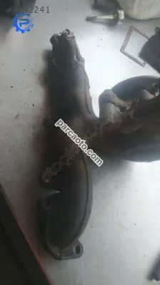 Passat 1.6 egzoz manifoldu çıkma