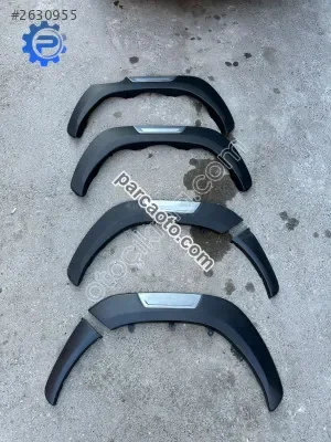 Toyota Hilux Çamurluk - İzmir Bornova