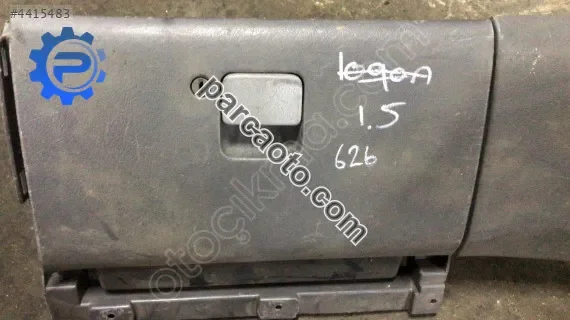 Mazda 626 torpido kapağı
