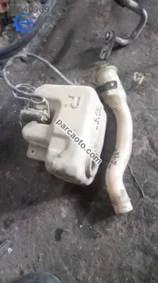 Mazda 929 silecek su bidonu