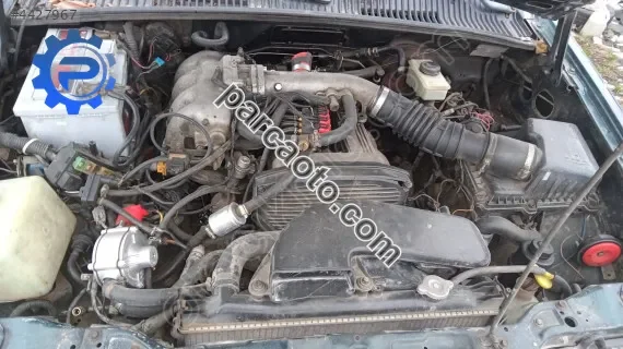 Kia Sportage 96 model 2.0 benzinli motor