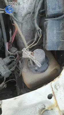 Escort 89-92 silecek su bidonu çıkma