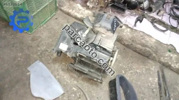 Kia klarus kalorifer kutusu