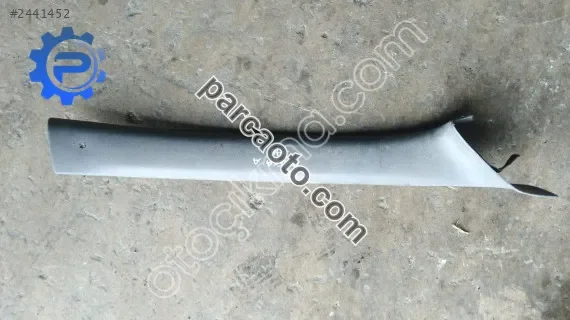 Opel Omega A Sağ Ön Direk Plastiği orjinal çıkma