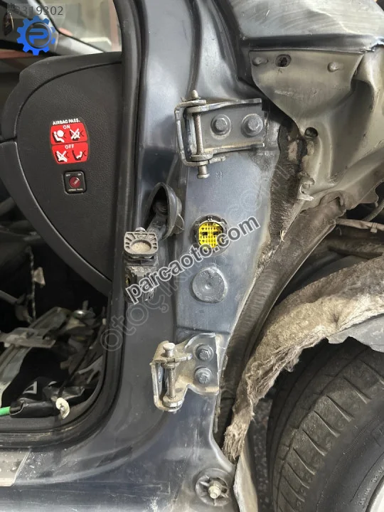 Peugeot 407 sağ ön kapı menteşesi kapı Gergi gergisi Peugeot 407 sağ ön kapı menteşesi kapı Gergi gergisi