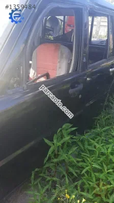 mahindra çıkma sol ön kapı