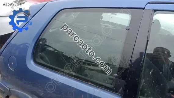 Pejo 106 sağ arka kelebek cam yedek parça