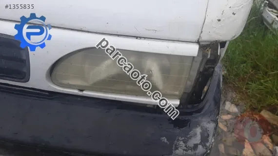 Kia besta hi çıkma sol far
