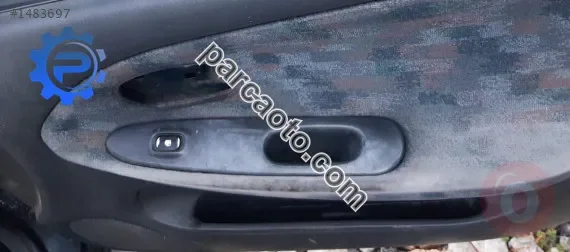 1996 hyundai elantra 1.8 otomatik çıkma sağ ön cam düğmesi