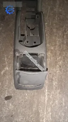 Citroen C4 arka konsül küllük