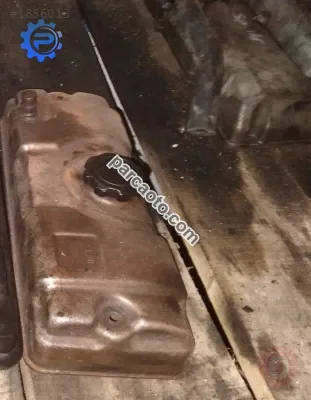 peugeot 206 çıkma 1.4 külbütör kapağı benzinli