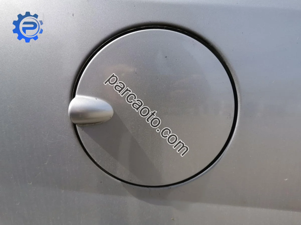 Opel Corsa Depo Kapağı - Mersin Tarsus