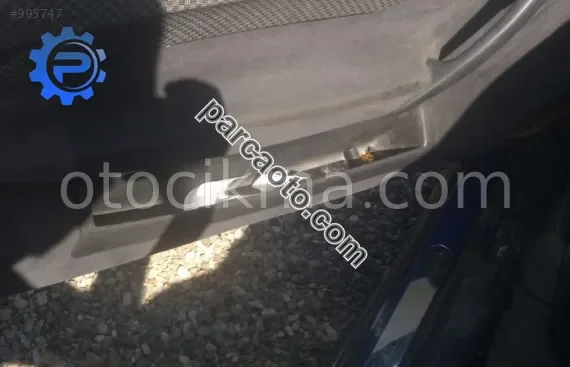 1995 model opel calibra 2.0 çıkma sol ön kapı cebi
