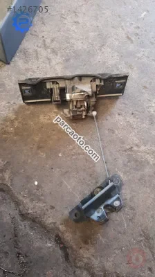 peugeot 206 hb çıkma bagaj butonu bagaj kilidi