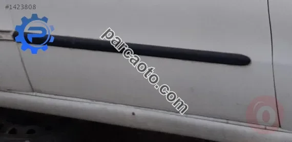 2005 model fiat albea 1.6 16v çıkma sağ ön kapı bandı