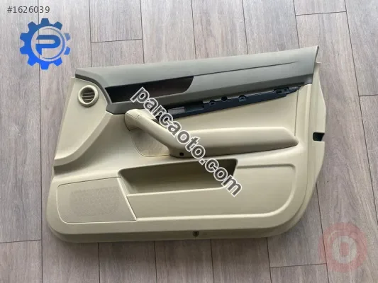 Kapı Döşemesi Sağ Ön Audi A6 2009-2011 Orijinal Çıkma Parça
