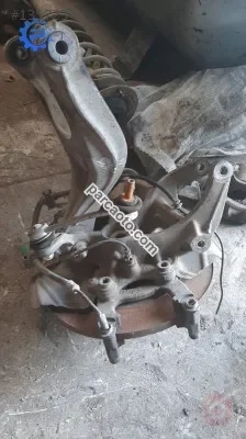 Peugeot 407 çıkma sol arka taşıyıcı salıncak