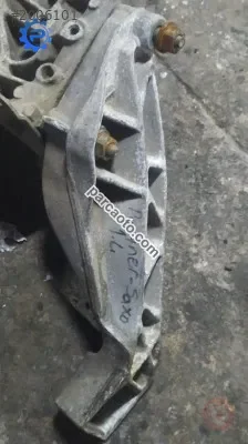 Peugeot partner motor kulağı çıkma