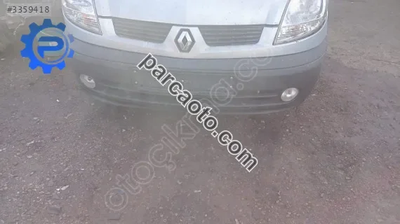 Kango 2  ön tampon yedek parça