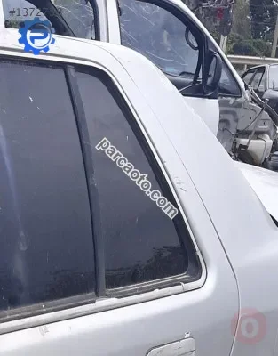 hyundai excel çıkma sol arka kelebek camı