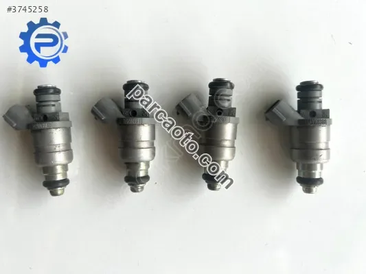 Çıkma Enjektör VW 1.6 BSE Jetta Passat Golf5 Audi A3 06A906031BT