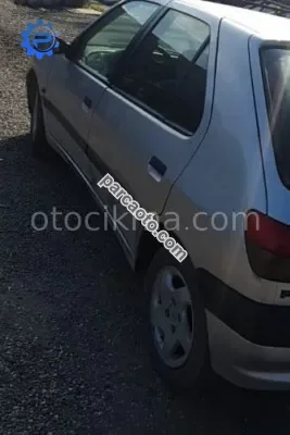 1998 peugeot 306 1.8 otomatik çıkma sol yan panel