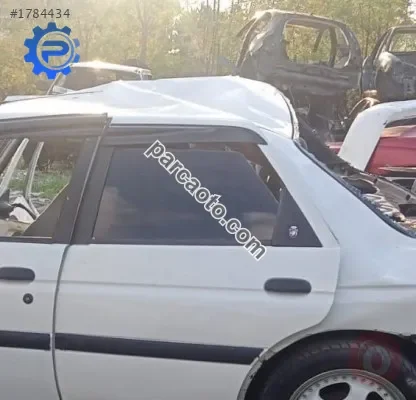 Ford escort 16v efi 1.6 çıkma sol arka kapı camı
