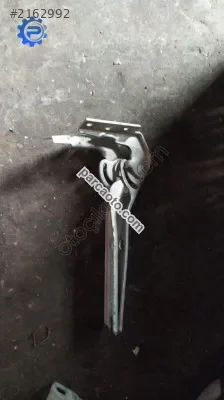 B5 98 model kaput menteşesi çıkma