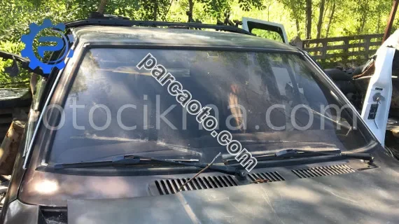 Ford Taunus Ön Cam Izgarası - Ordu Ünye