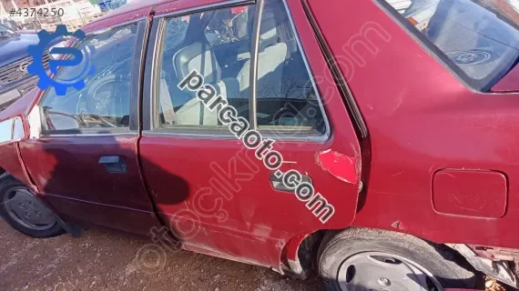 Hyundai Excel sol kapı camlari