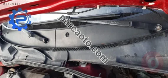 1998 model seat ibiza 2.0 gti çıkma cam önü ızgarası