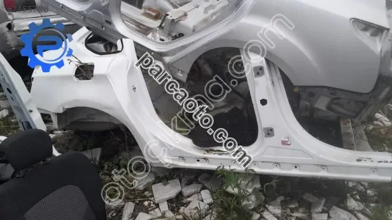 Citroen c5 3 kasa sag arka camurluk kesme yedek parça