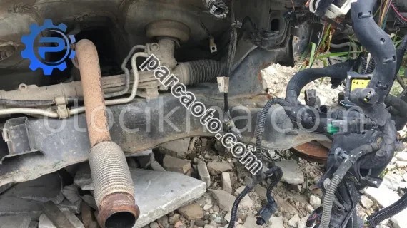peugeot partner 1.6 çıkma motor beşiği travez dolu