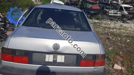 1997 volkswagen vento 1.9 turbo dizel çıkma bagaj kapağı