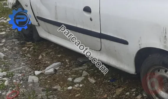 peugeot 206 çıkma sol kapı bandı