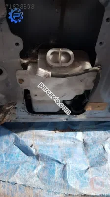 Mitsubishi pajero çıkma arka silecek suyu bidonu