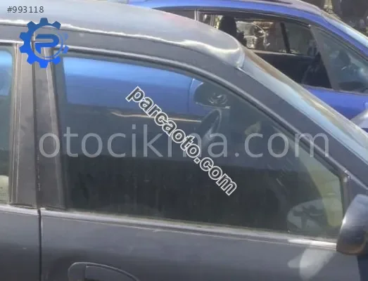 kia clarus 2.0 çıkma sağ ön kapı camı