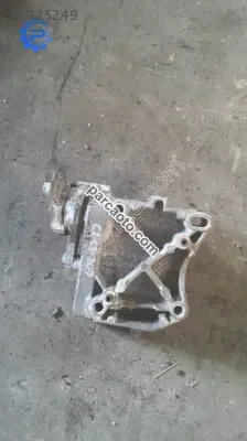 Peugeot-Citroen  1.4 şarj dinamo braket çıkma