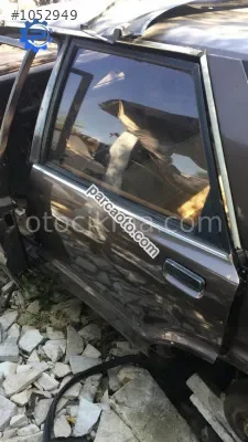 ford taunus çıkma sol arka kapı