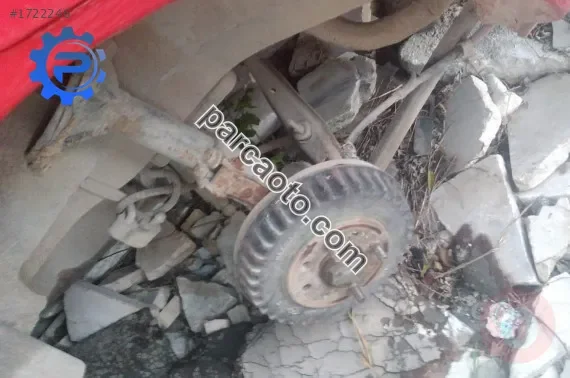 1996 kia sephia 1.6 16v benzinli çıkma sağ arka taşıyıcı