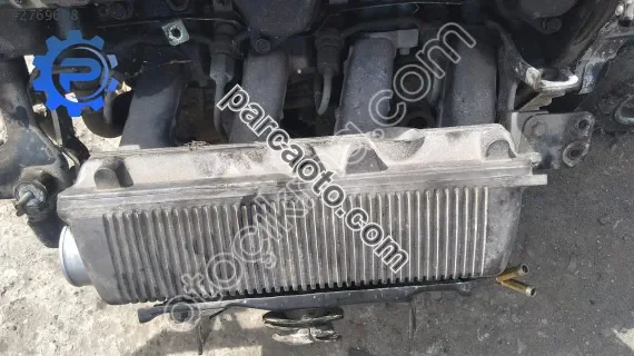 Mazda 323 2.0 dizel emme manifoldu yedek parça