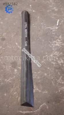 opel meriva çıkma sağ orta direk lastik kaplama