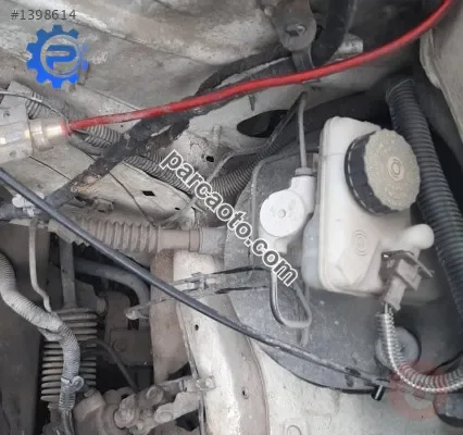 peugeot partner çıkma fren ana merkezi