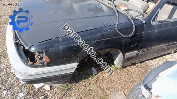 Mazda 929 sol çamurluk yedek parça