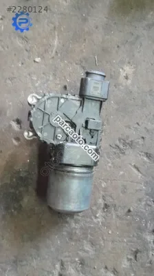 Ford fiesta 2009-2017 ön silecek motoru çıkma